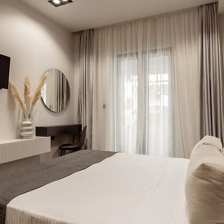 La Maison Suites Zakynthos Buitenkant foto